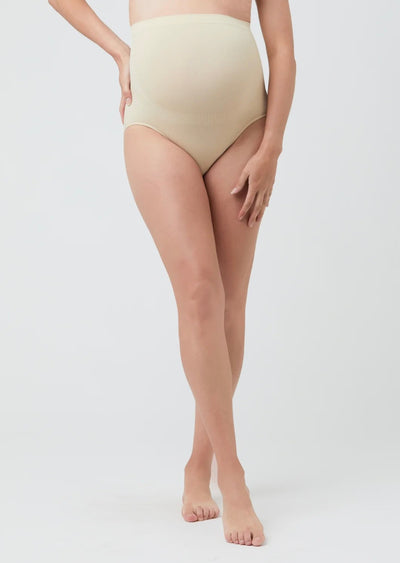 Seamless brief in natural color, designed for maximum comfort and coverage