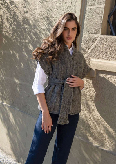 Isabella Linen Padded Vest - LIV & Company