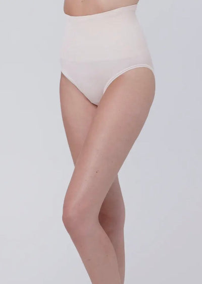 Recovery Compression Briefs - Pale Pink - LIV & Company